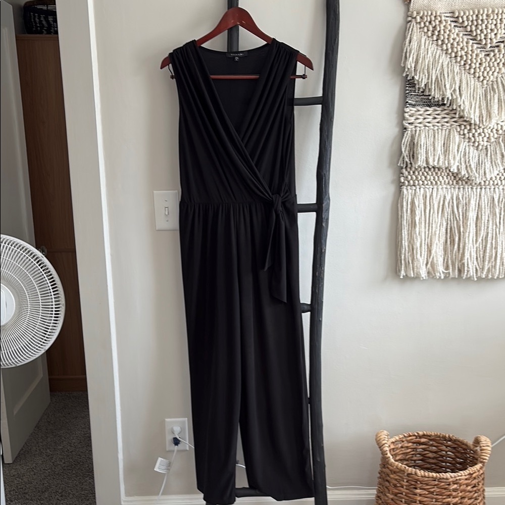 Tahari Sleeveless Black Jumpsuit Sz L